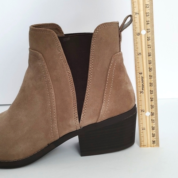 White Mountain Womens Leather/ Suede Upper /Ankle Boots/ Pull On/ Size 9.5 - Picture 4 of 9